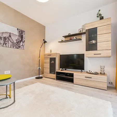 Rentforcomfort Apartment Ella 2 Brasov Exterior photo