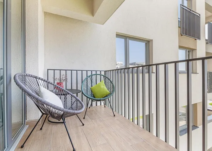 Rentforcomfort Apartment Ella 2